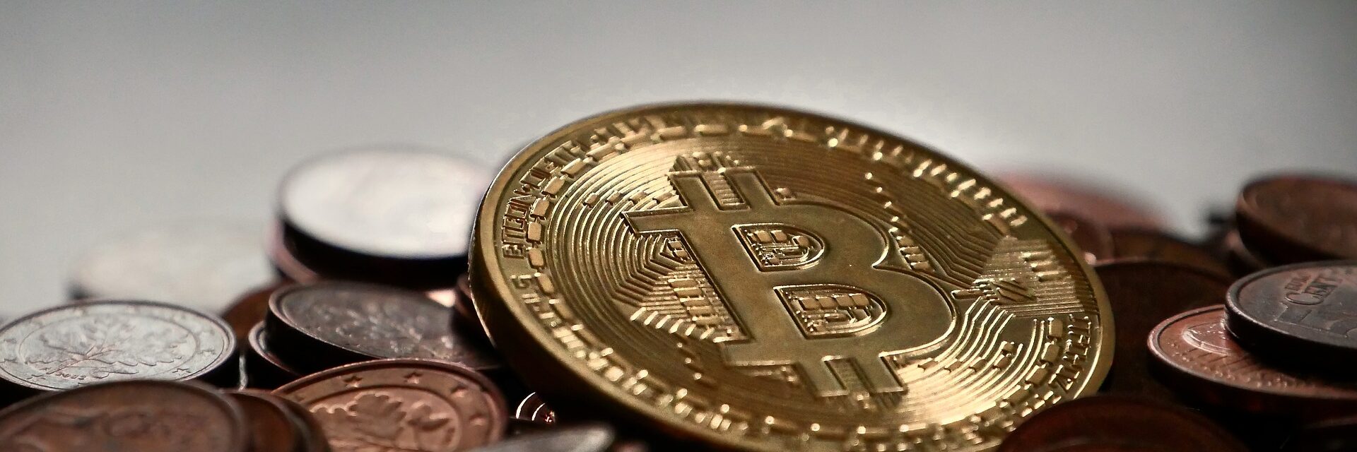 bitcoin-2007912_1920